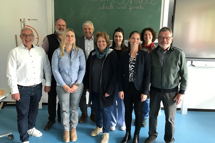 Sprache als Schlüssel zu einer erfolgreichen Bildung - Pilotprojekt Schule und Sprache an der Mozartschule in Schwäbisch Gmünd-Hussenhofen 