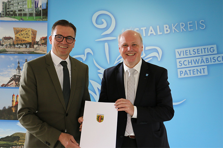 (V. l.) Landrat Dr. Joachim Bläse und Bürgermeister Michael Rembold.