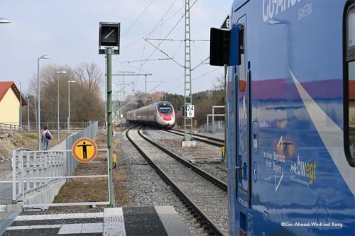 Kein Zugverkehr auf der Riesbahn wegen Bauarbeiten - Schienenersatzverkehr mit Bussen zwischen dem 29.09. und dem 27.10.