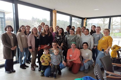 Mentees, Mentorinnen und Projektverantwortliche beim regionalen Auftakt des diesjährigen Mentorinnenprogramms der Kontaktstelle Frau und Beruf Ostwürttemberg