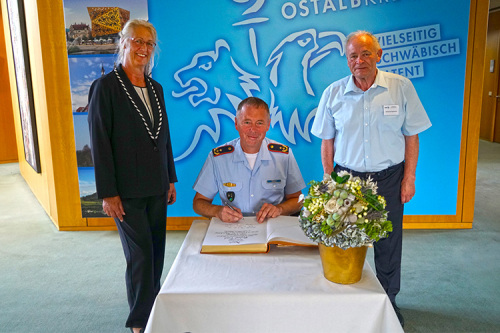 Wie sicher ist der Weltraum? Vortrag und Diskussion mit Generalmajor Michael Traut