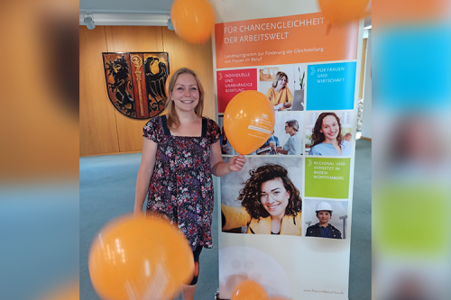 Susann Radmacher, Beraterin der Kontaktstelle Frau und Beruf im Ostalbkreis freut sich über die neue digitale Plattform.