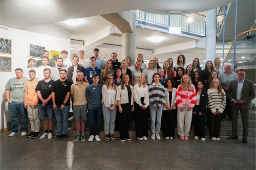 disch43 Jugendliche beginnen ihre Ausbildung beim Ostalbkreis