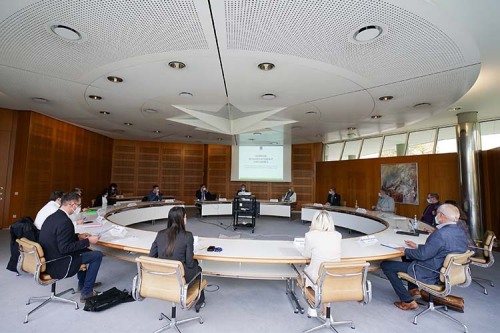 Der interne, hauptamtliche Klimaschutzbeirat traf sich im Kleinen Sitzungssaal des Aalener Landratsamts.